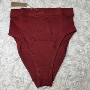 Skims Womens Rib Boxer Brief XXS, NWT BRICK